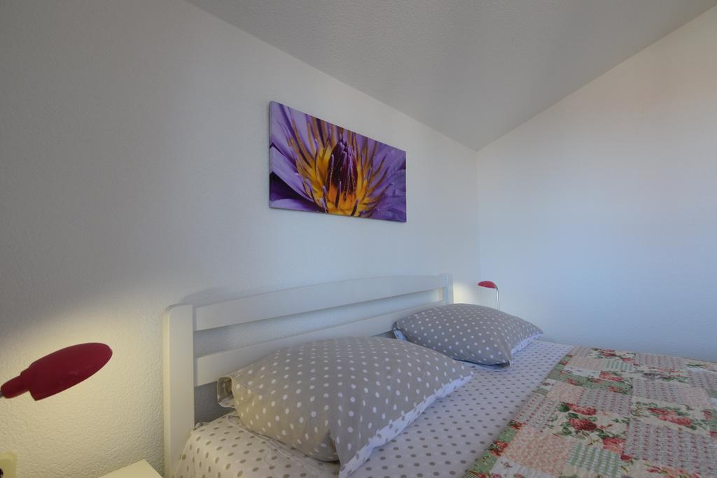 Apartments Batarilo Biograd Na Moru Buitenkant foto