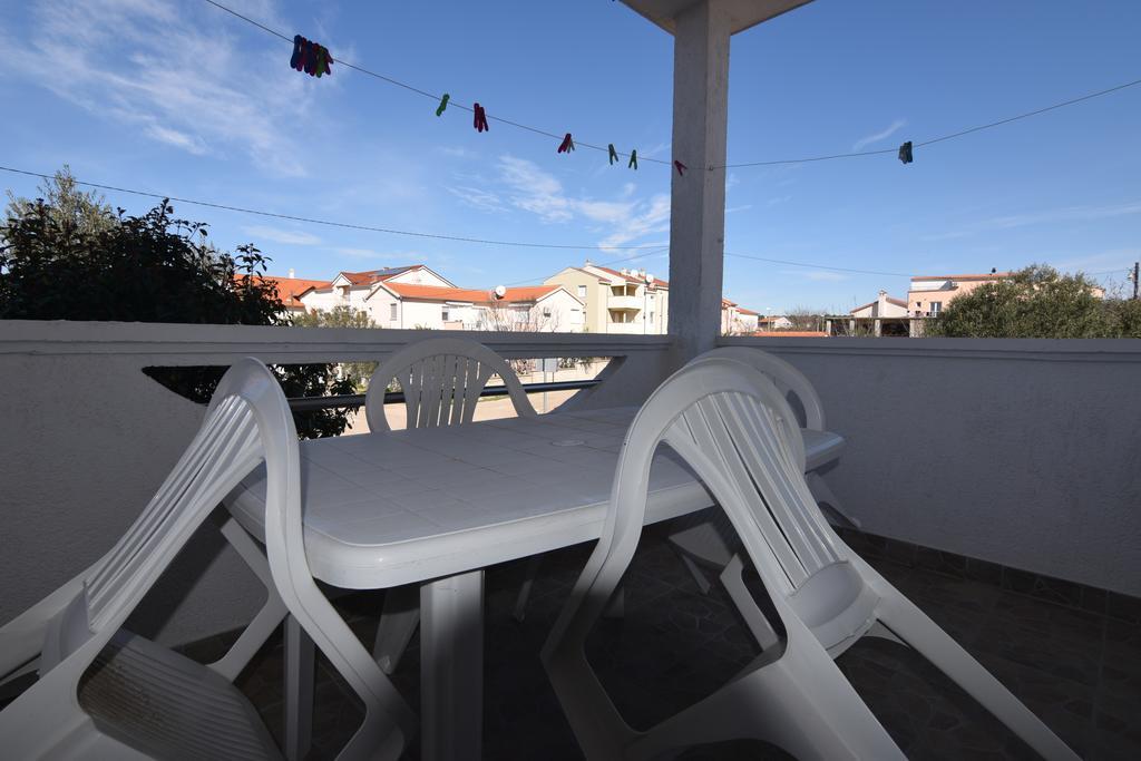 Apartments Batarilo Biograd Na Moru Buitenkant foto
