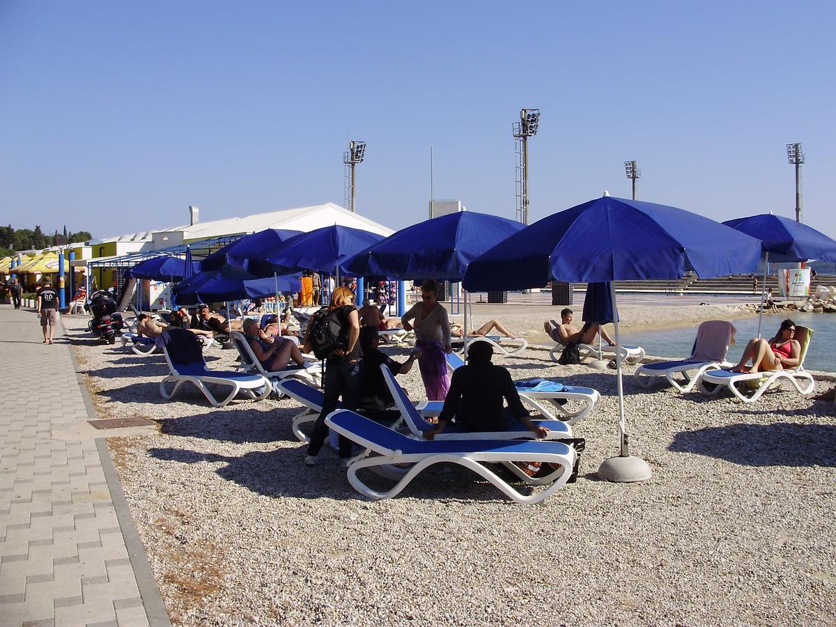Apartments Batarilo Biograd Na Moru Buitenkant foto
